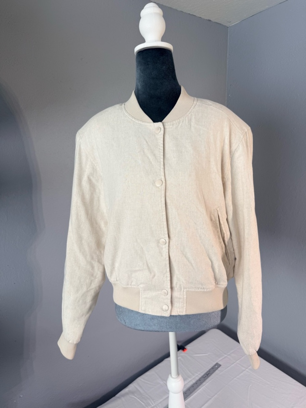 H&M Linen Blend Bomber Jacket Beige Cream Minimalist Size M